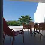 Costa Adeje Garden 아파트호텔