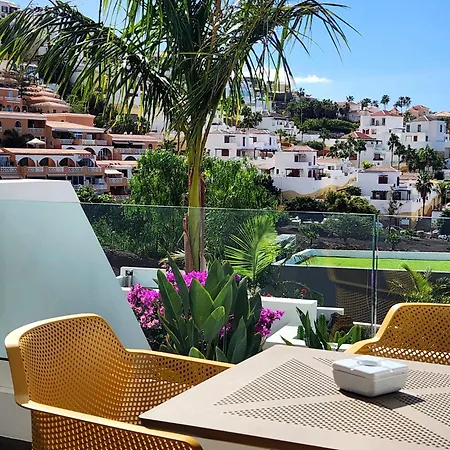 Costa Adeje Garden Aparthotel 4*